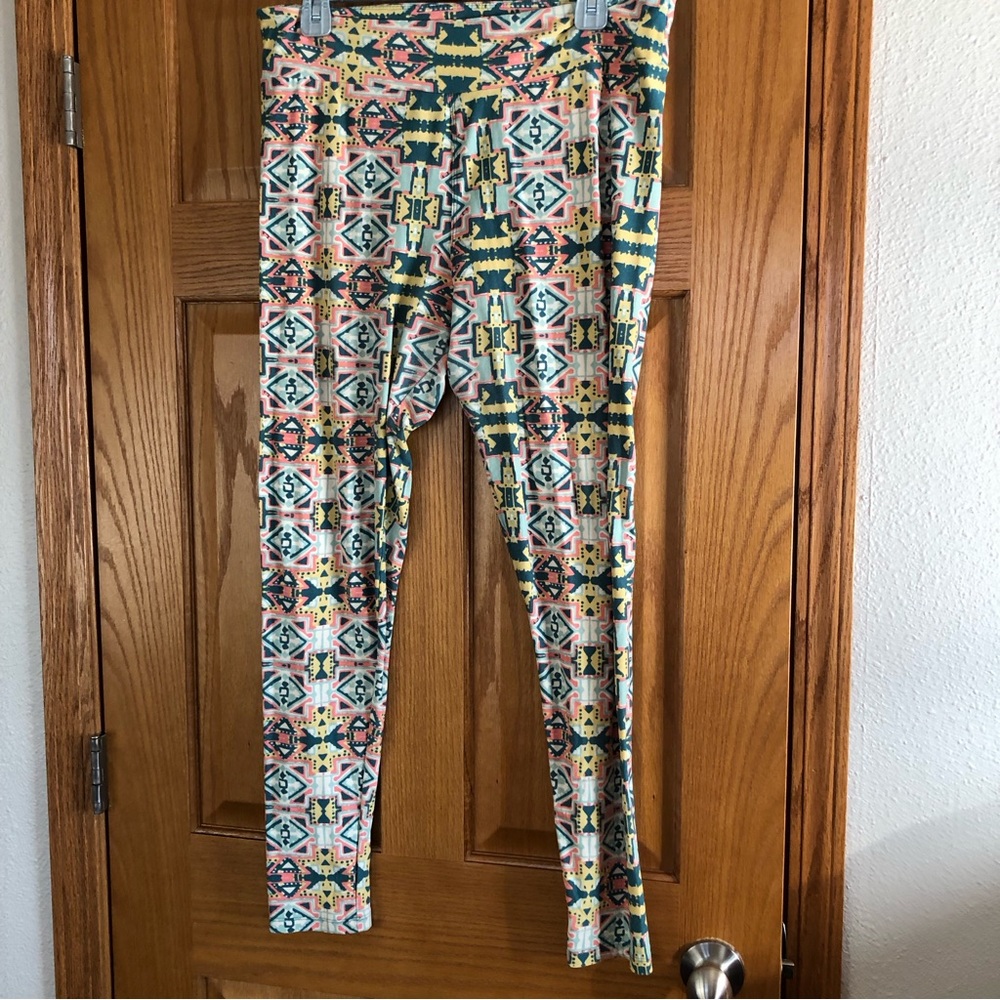 Pastel with Dark Green Geometric LuLaRoe Leggings